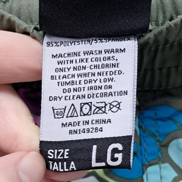 Wave Life Womens Floral Paisley Board Shorts Green Multi Color Size LG - Picture 3 of 10